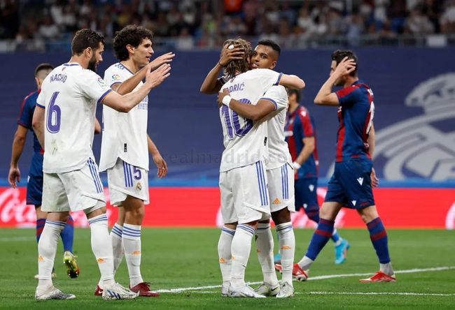 伊人焦久